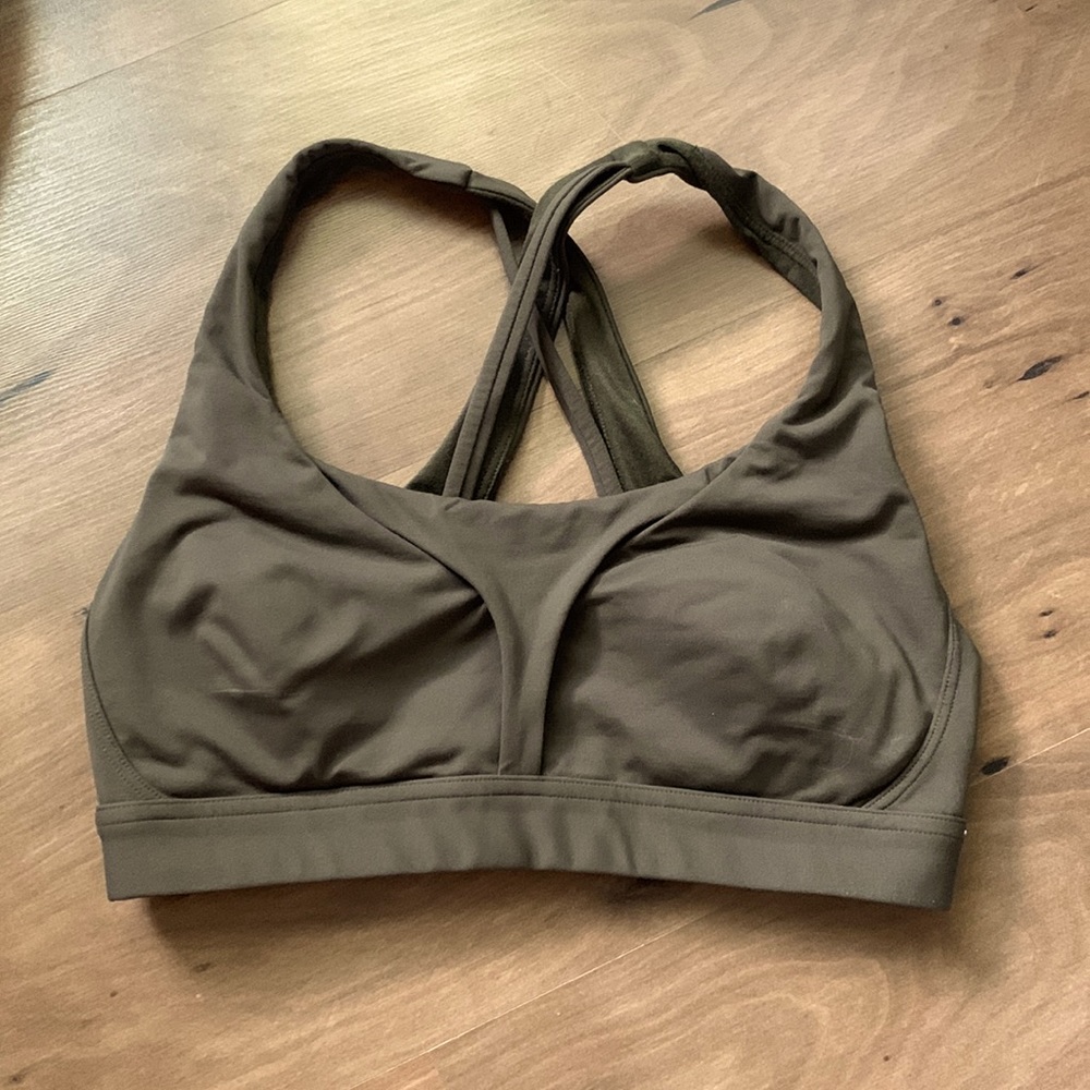 Lululemon STASH IT ALL BRA *MEDIUM SUPPORT, C/D CUP